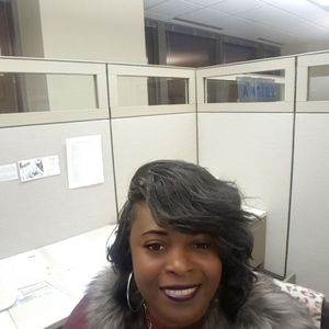 Meet your Posher, Alicia